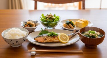 健康的な食事の基本とは？5大栄養素と年代別の食事ポイントを解説